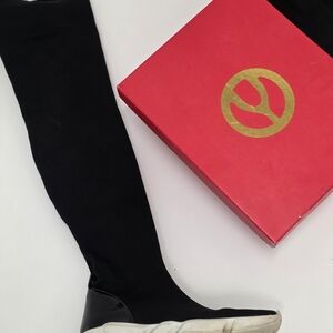 Elegant Black Over-the-Knee Boots